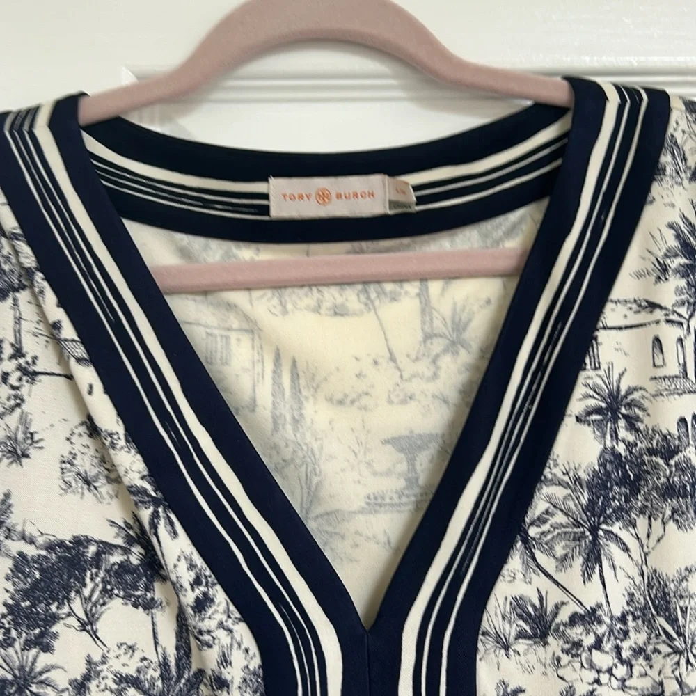 Tory Burch (stained) Dress size Large 100% silk - Picture 2 of 5
